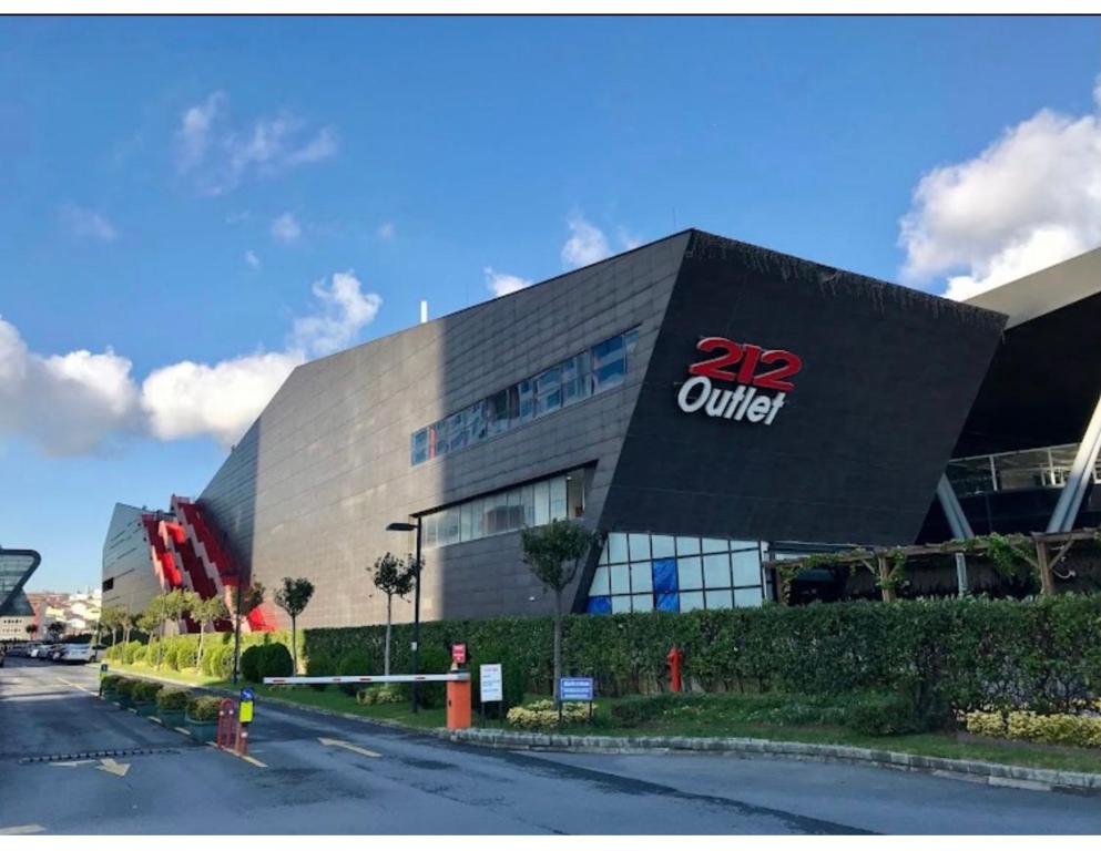 212 OUTLET CENTER ontrend online خرید از ترکیه